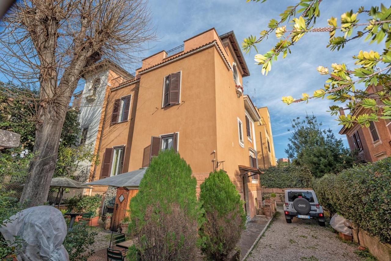 A Vinicius Et Mita Bed & Breakfast Rome Exterior photo