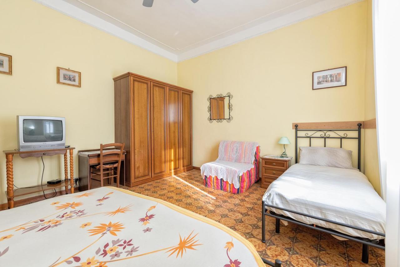 A Vinicius Et Mita Bed & Breakfast Rome Exterior photo