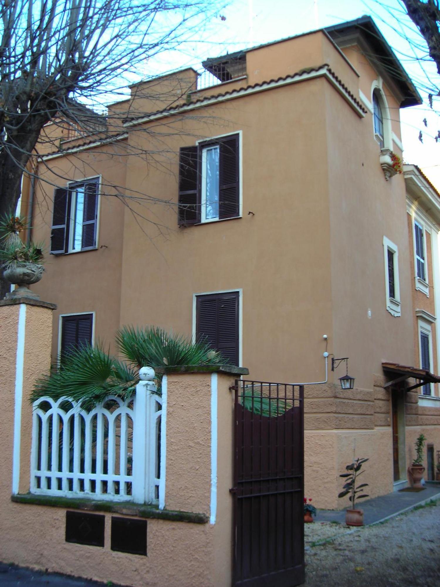 A Vinicius Et Mita Bed & Breakfast Rome Exterior photo