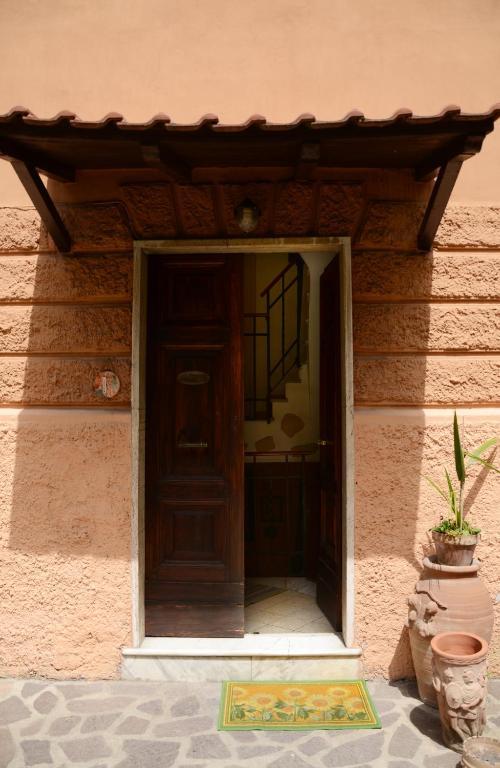 A Vinicius Et Mita Bed & Breakfast Rome Exterior photo